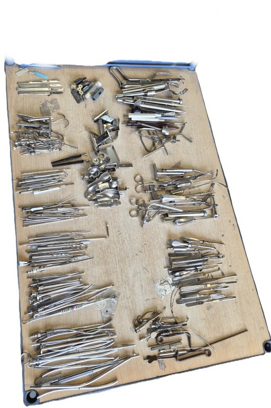 quantity of miscellaneous instruments 
